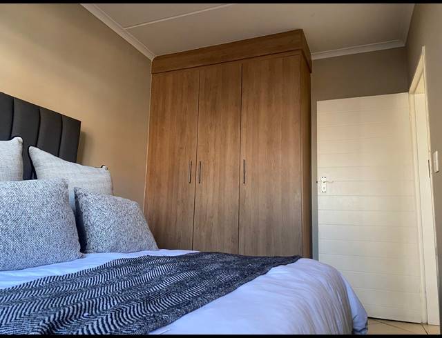 2 BEDROOM APARTMENT FOR SALE IN SAGEWOOD